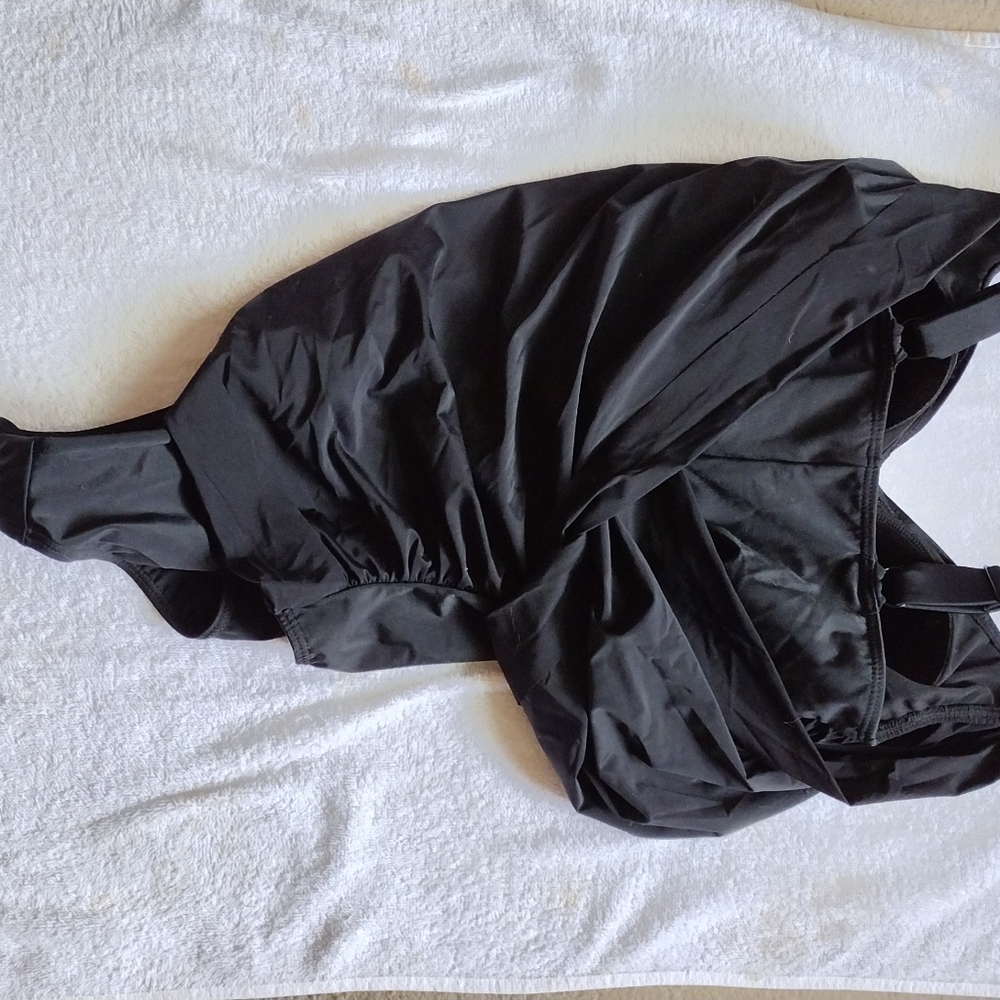 Figure Magic Swimwear Bathing Suit Size 12 Black